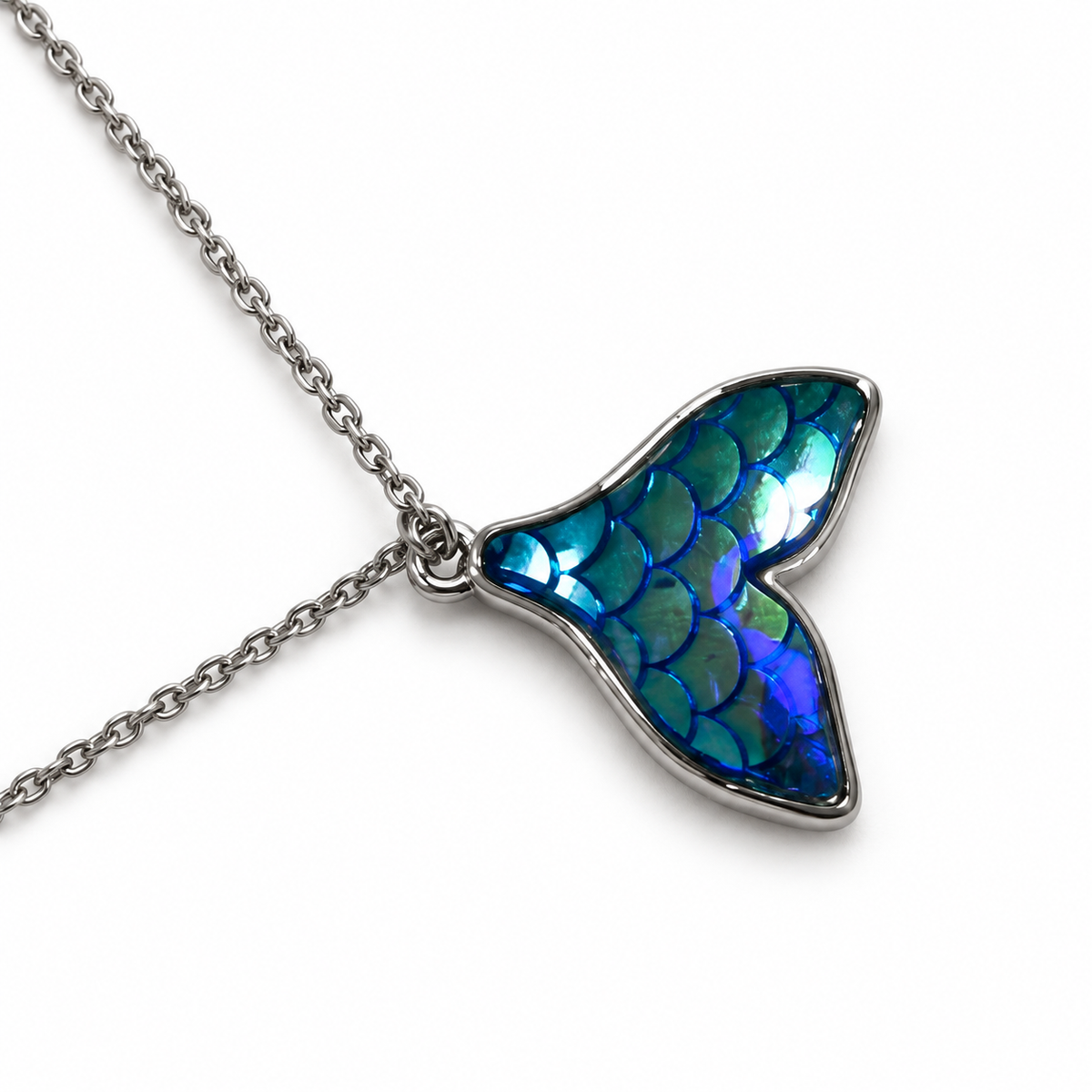 Migant women's iridescent mermaid-tail necklace pendant detail