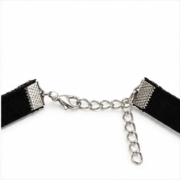 Migant women's black rhinestone choker necklace clasp detail