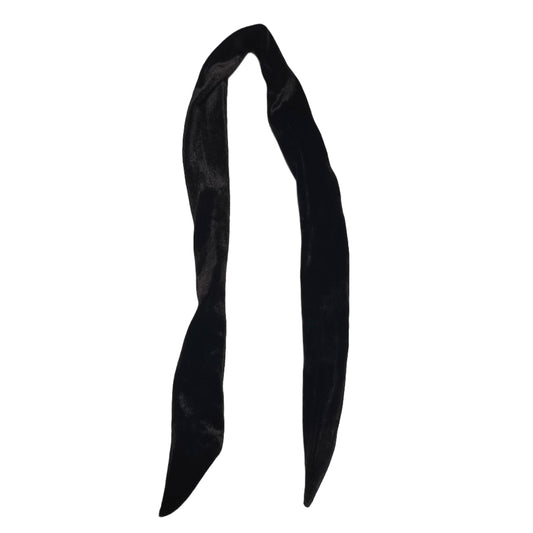 Twisted Knot Headband – Black Velvet Hair Accessory