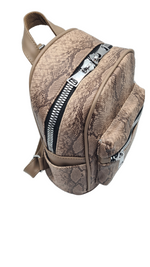 Load image into Gallery viewer, Migant Women Backpack - Migant
