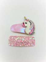 Load image into Gallery viewer, Child Clip with Unicorn - Migant
